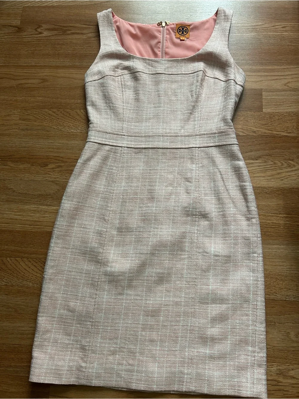 Tory Burch Pink Tweed Sheath Dress.Size 6
